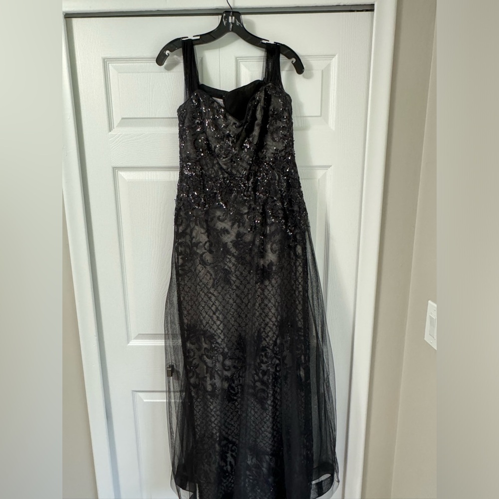 Teri Jon by Rickie Freeman black dress
